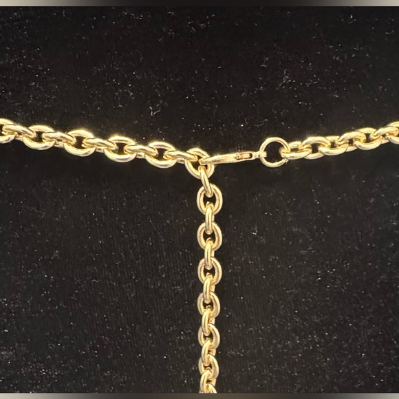 Gold Chain Link Belt - Picture 2 of 3